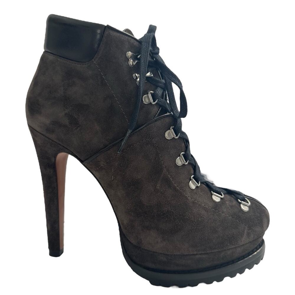Seen on Beyonce Alaïa Grey Suede Hiker Ankle Boots size EU 38 US 8 Platform